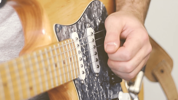 How to Start Playing Guitar Again in 2020
