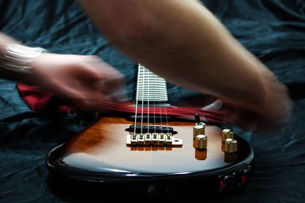 5 Things You Should Never Do to Your Guitar